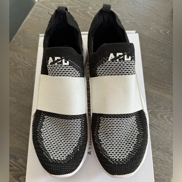 APL Women’s Techloom Bliss- Size 10 - Picture 6 of 11